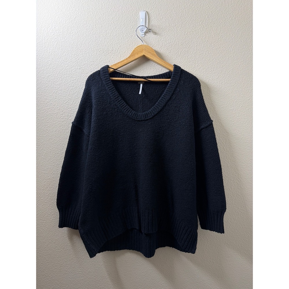 Women's Free People Black Sweater Size Medium